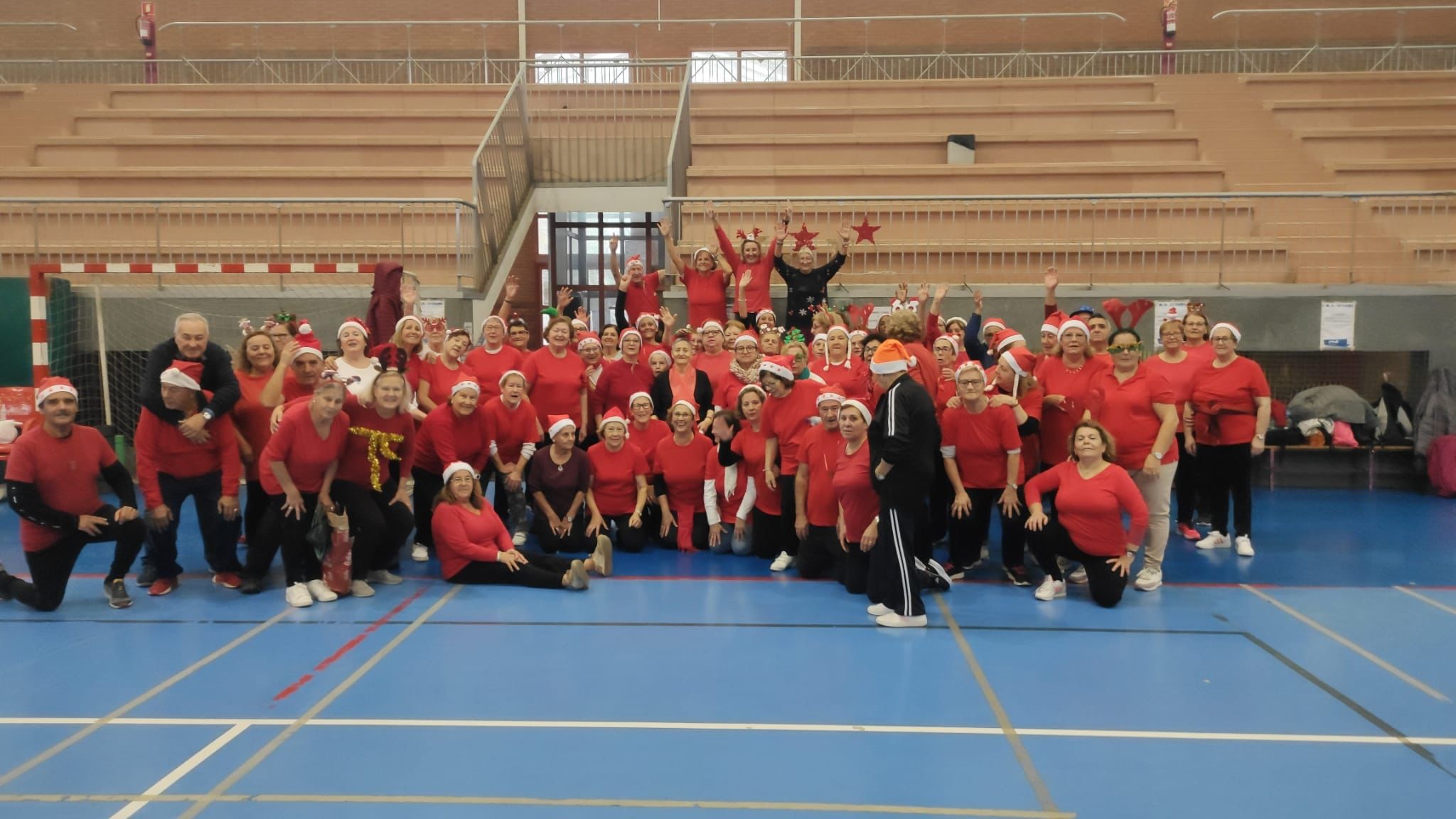 Clase De Gimnasia Navide A Para Mayores En Badajoz Canal Extremadura